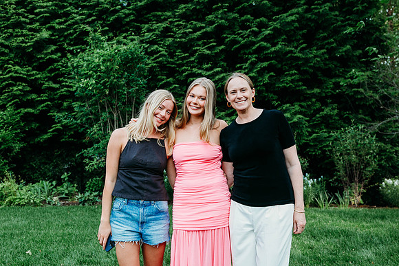 Yancovitz_6-25_SusannahBothePhoto_7016