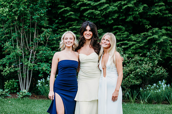 Yancovitz_6-25_SusannahBothePhoto_6845